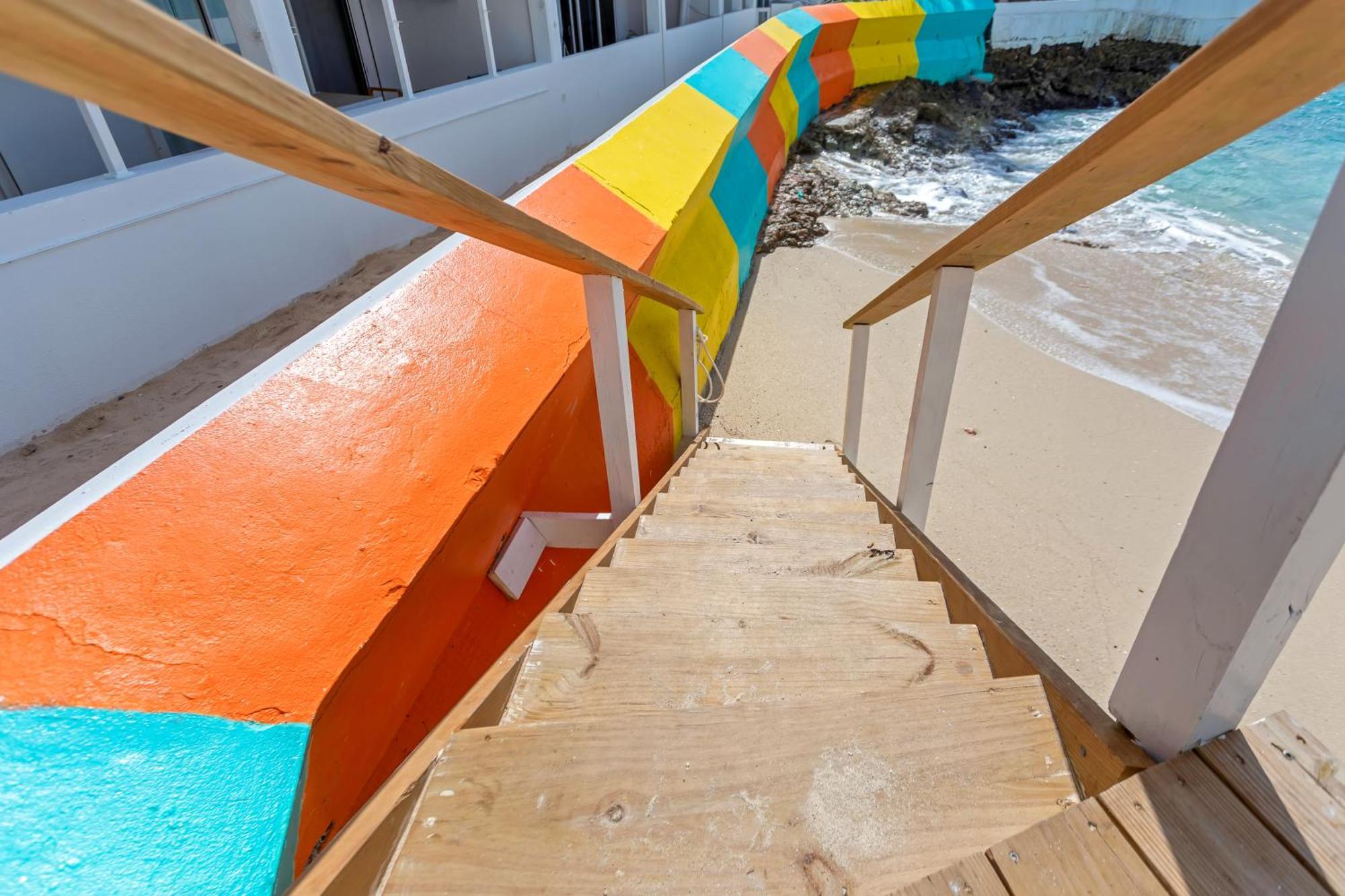 Maho Beach House - Studio - Beach Access Экстерьер фото