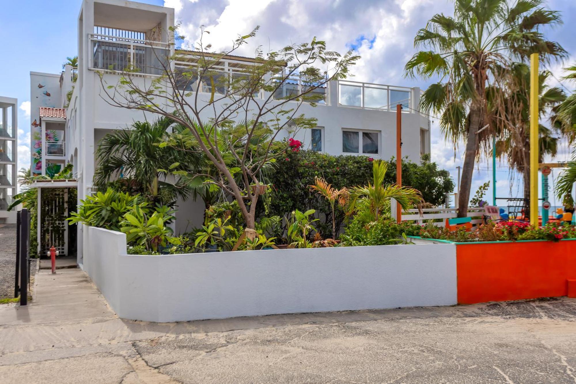 Maho Beach House - Studio - Beach Access Экстерьер фото